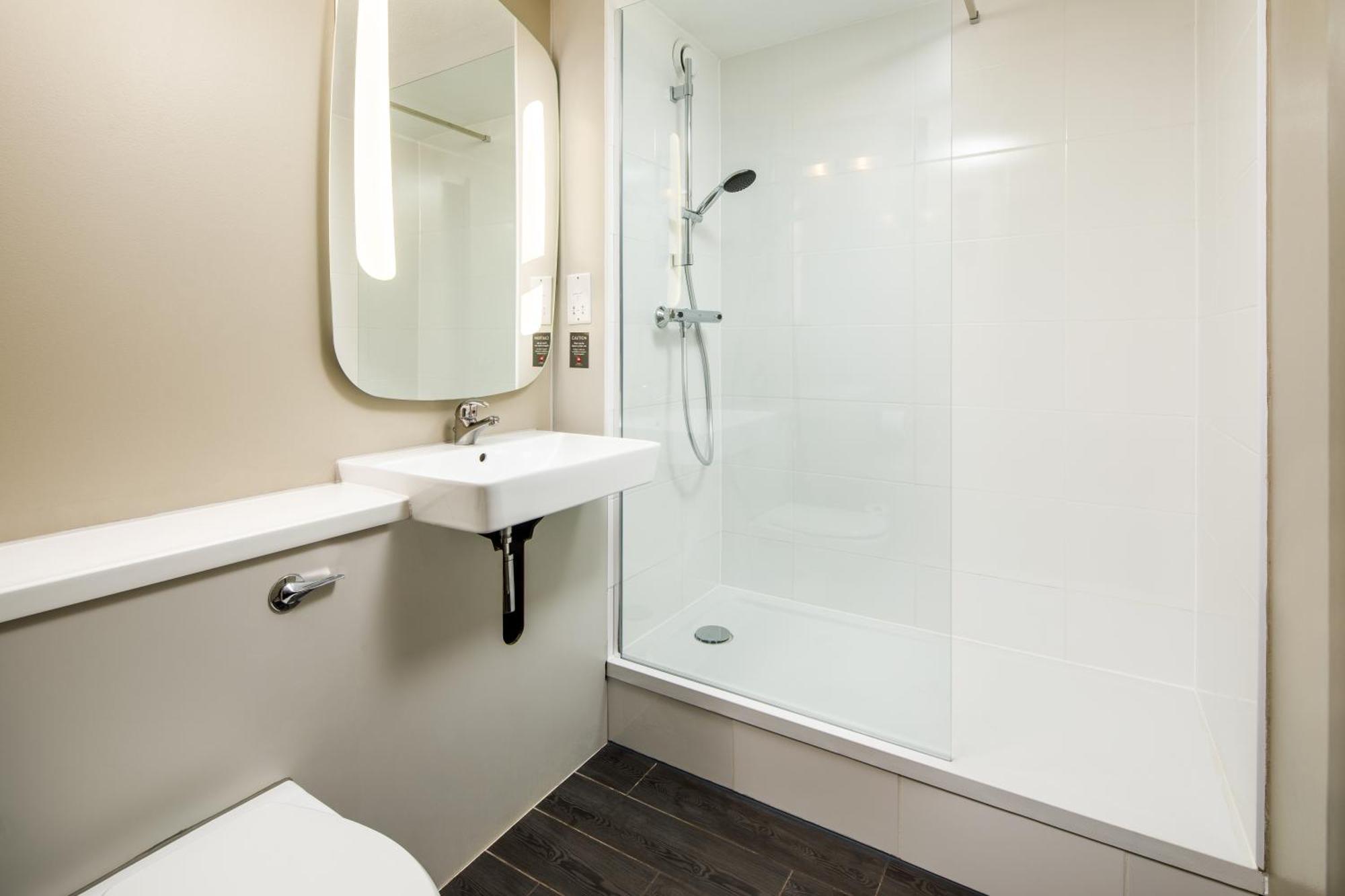 Готель Ibis Coventry South Екстер'єр фото